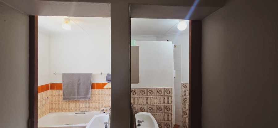 4 Bedroom Property for Sale in Boknesstrand Eastern Cape